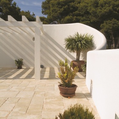 BRADSTONE: Lloses Manoir BRADSTONE: Lloses Manoir