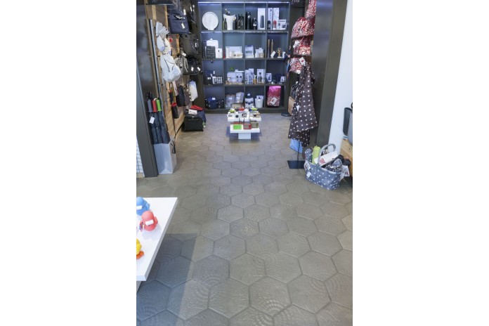 SAS WET Idrofugo per superficie "effetto bagnato" SAS WET Idrofugo per superficie "effetto bagnato"